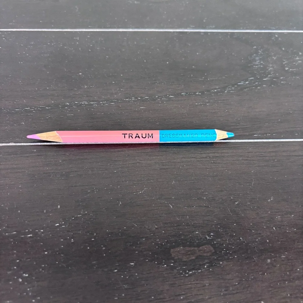 Traum Vintage Dressmaker Pencil | Dual Ended | Pink and Blue | Fabric Marking